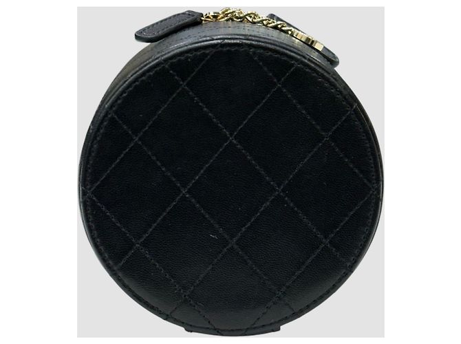 Chanel Piccola Vanity Rotonda in Agnello Nero Placcata Oro - vista 9