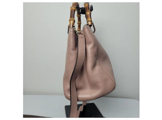Bamboo Gucci Pelle con accenti oro chiaro bambù in Indie Pink Rosa - vista 5