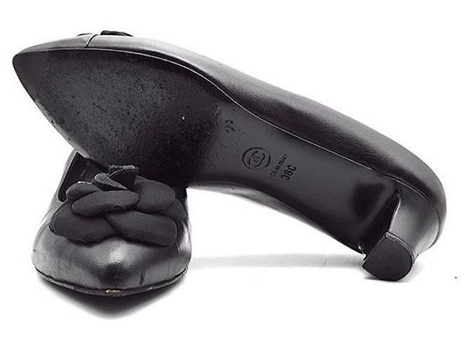 Chanel Décolleté Camellia Nero - vista 6