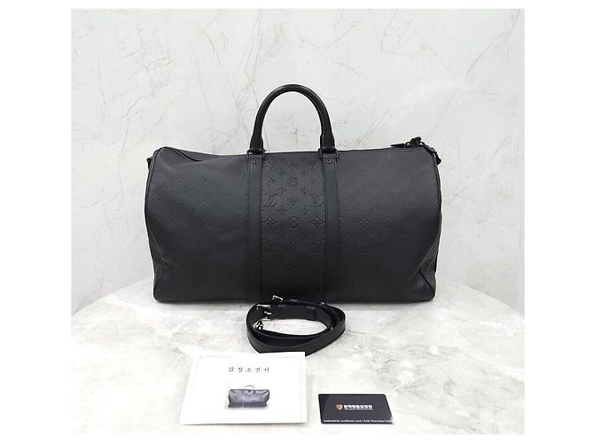 Louis Vuitton Keepall Bandoulière Black Shadow Monogram Nero - vista 9