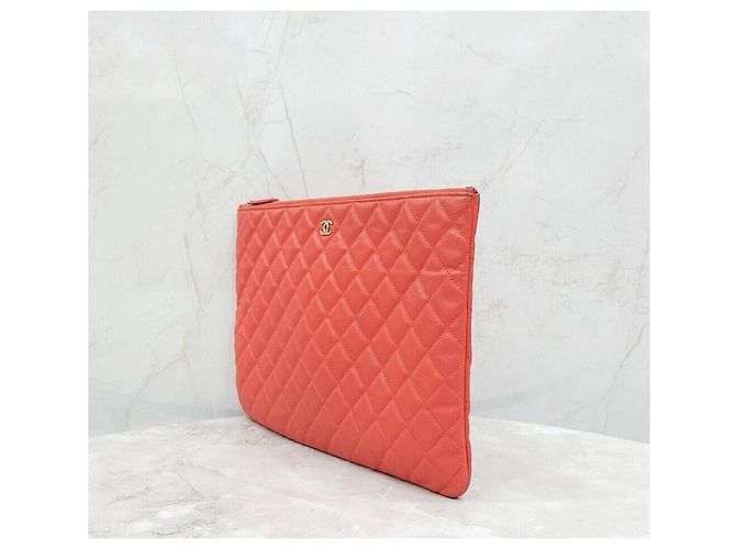 Chanel Borsa clutch Classic Caviar Large Series Rosso - vista 2