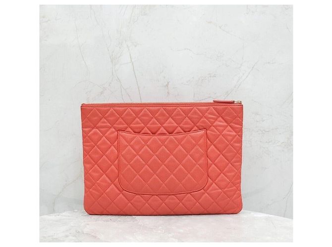 Chanel Borsa clutch Classic Caviar Large Series Rosso - vista 3