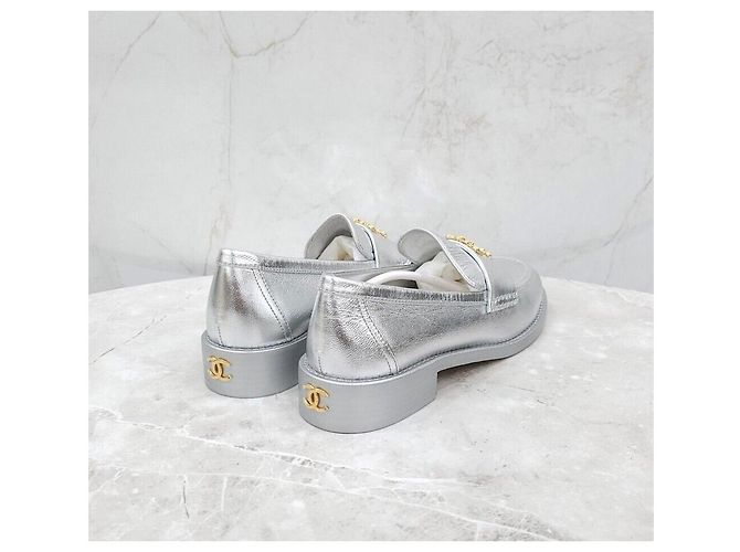 Chanel Mocassino Camellia - vista 5