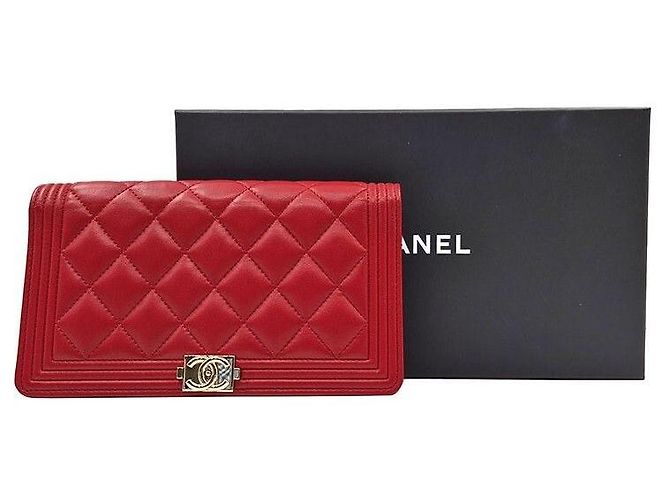 Chanel Portefeuille Boy en agneau - vue 9