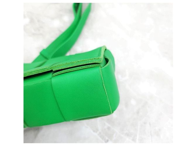 Bottega Veneta Mini Cassette Bag Intrecciato verde - vista 5