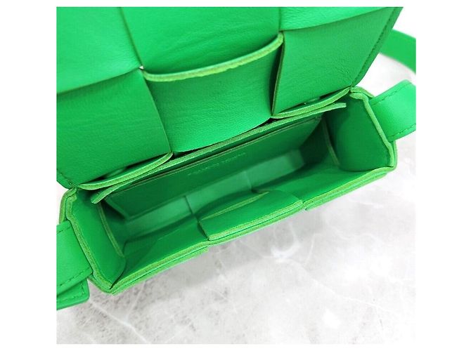 Bottega Veneta Mini Cassette Bag Intrecciato verde - vista 6