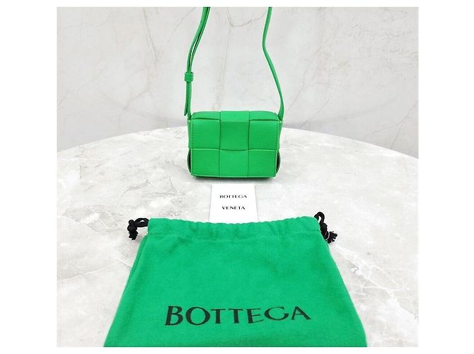 Bottega Veneta Mini Cassette Bag Intrecciato verde - vista 7