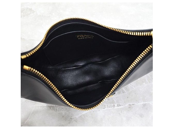 Prada Piccola borsa a tracolla in pelle Arke Nero - vista 6
