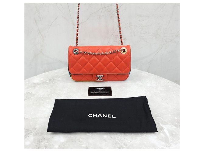 Chanel Serie di borse a tracolla con multi-catena in pelle di agnello Rosso - vista 9