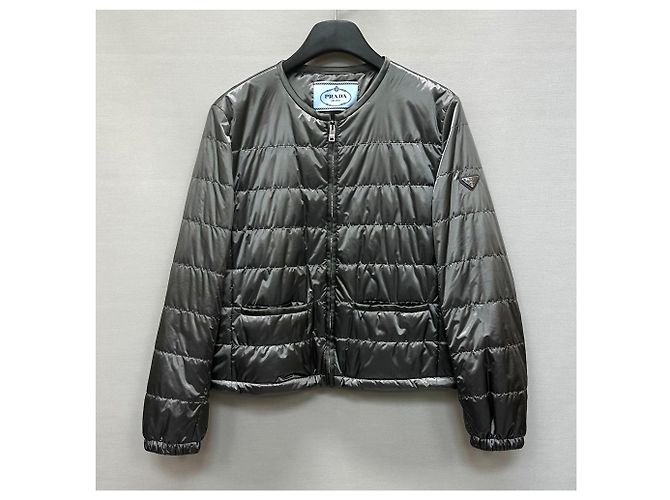 Prada Leichte Nylon-Steppjacke mit Dreieckslogo Mehrfarben - Ansicht 2