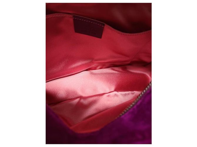 Gucci Piccola borsa a tracolla in velluto trapuntato GG Marmont viola Porpora - vista 4