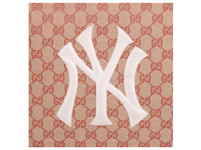 Gucci Clutch Medium GG Fabric New York Yankees Rosso - vista 2