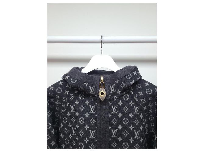 Louis Vuitton Giacca con cappuccio in jacquard monogram reversibile Marrone - vista 2