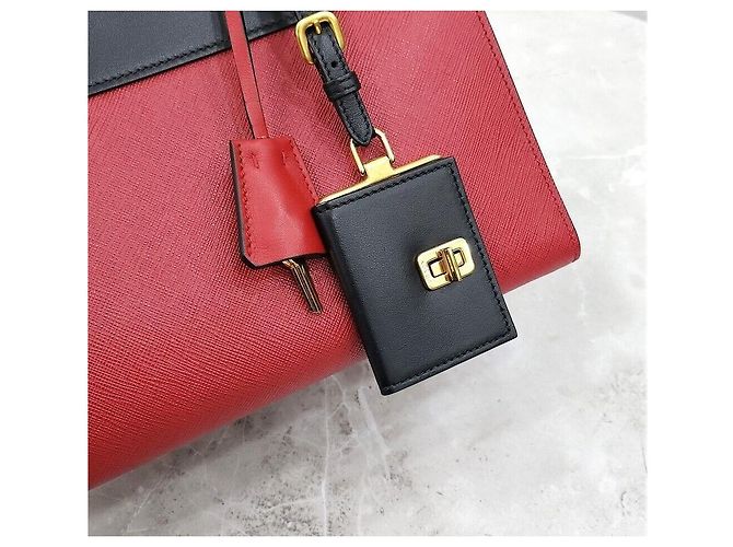 Prada Saffiano Zweifarbiger Tote Schultertasche Schwarz Rot - Ansicht 6