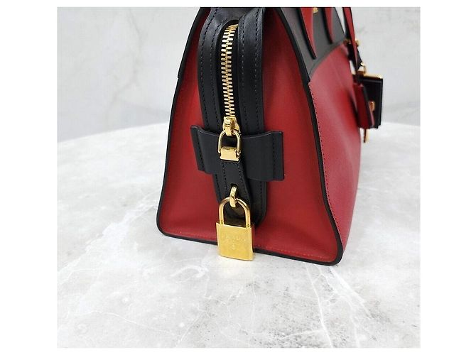 Prada Saffiano Zweifarbiger Tote Schultertasche Schwarz Rot - Ansicht 7