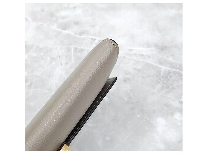 Fendi Langer Ledergeldbörse mit Logo-Klappe Silber - Ansicht 6