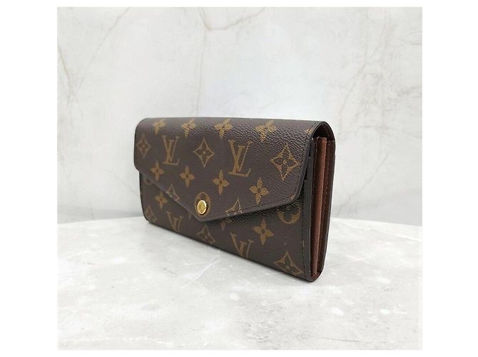Louis Vuitton Carteira Long Monogram Sara Preto - vista 2