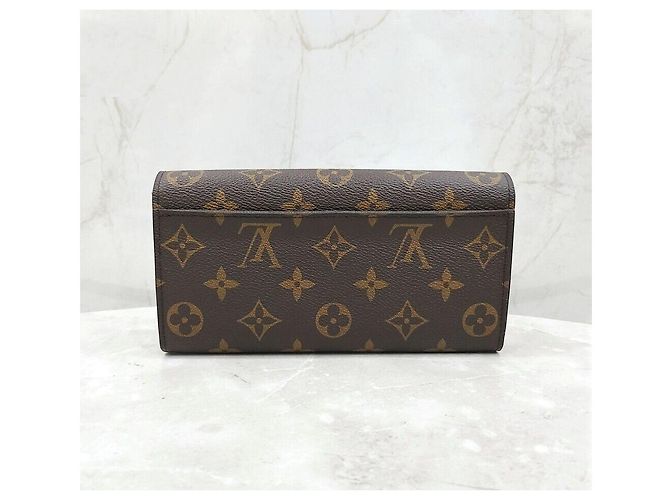 Louis Vuitton Carteira Long Monogram Sara Preto - vista 3