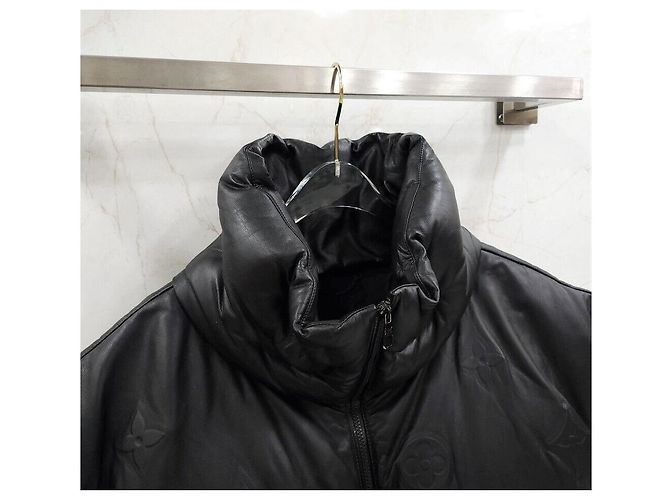 Louis Vuitton Limited Edition Monogram Boy Puffer Lederweste Schwarz - Ansicht 4
