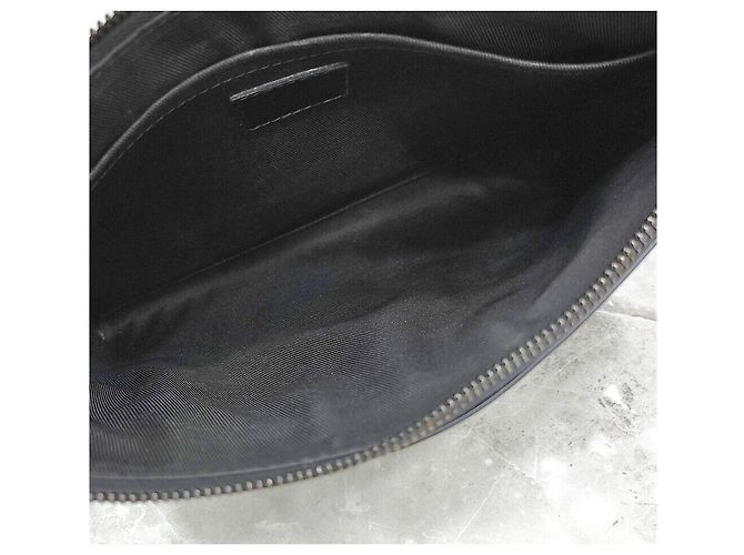 Louis Vuitton Clutch Eclipse Monogram Pochette To Go Preto - vista 7