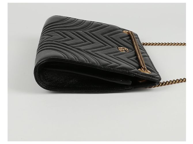 Gucci Borsa a tracolla GG Marmont in pelle trapuntata nera Nero - vista 4