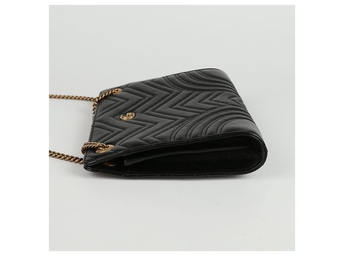 Gucci Borsa a tracolla GG Marmont in pelle trapuntata nera Nero - vista 6