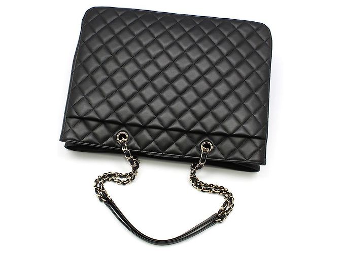 Chanel Bolso de hombro shopper Timeless en piel de cordero negra y dorada Negro - vista 4