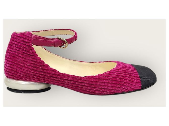 Chanel Sapatos sapatilhas Mary Jane em veludo cotelê fúcsia Rosa - vista 2