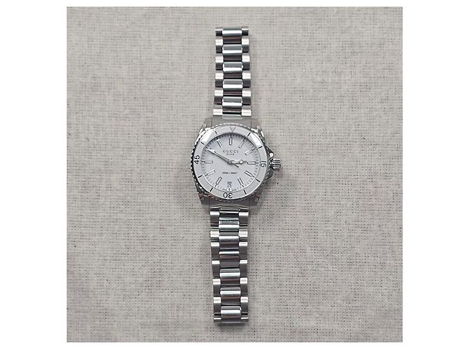 Gucci Relógio de mergulho DIVE para mulher em aço branco e quartzo - vista 3