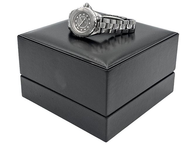 J12 Chanel Keramik-Uhr mit Diamanten Mehrfarben - Ansicht 8