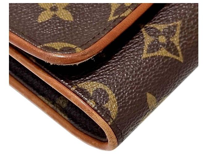 Louis Vuitton Pochette Twin GM Nero - vista 4