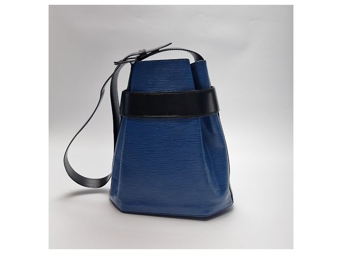 Louis Vuitton Borsa a Spalla Epi PM Bucket Bag (Grade Blue Black) - vista 10