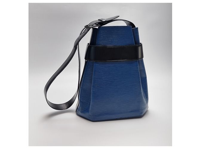 Louis Vuitton Borsa a Spalla Epi PM Bucket Bag (Grade Blue Black) - vista 11
