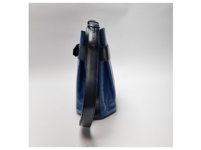 Louis Vuitton Borsa a Spalla Epi PM Bucket Bag (Grade Blue Black) - vista 7
