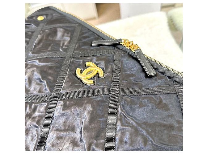 Chanel Borsa da viaggio in nylon GROSSGRAIN con finiture dorate Nero - vista 6