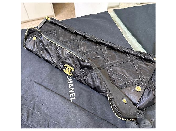 Chanel Borsa da viaggio in nylon GROSSGRAIN con finiture dorate Nero - vista 8