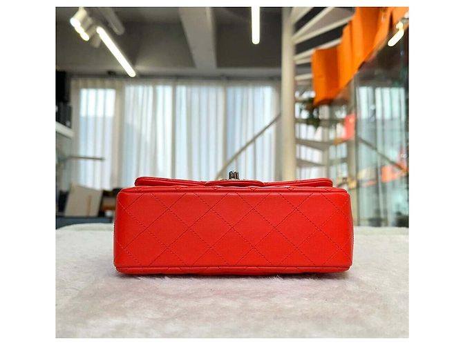 Chanel Borsa Mini Flap Classic in agnello Rosso/Argento Crossbody - vista 3