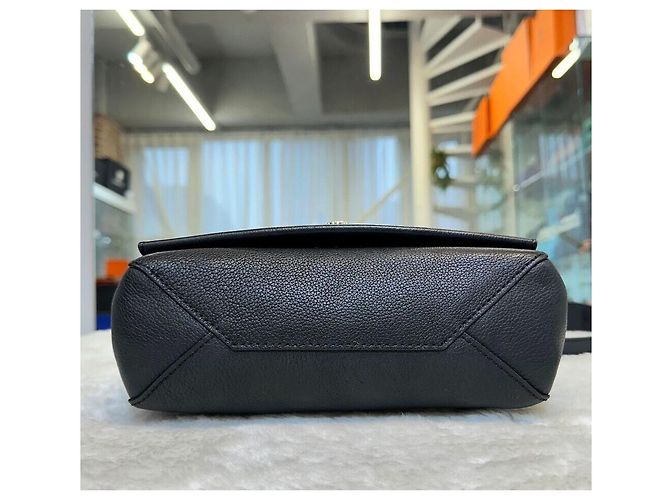 Louis Vuitton Borsa a tracolla Lockme BB Black Nero - vista 3