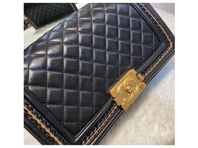 Chanel Borsa Boy in agnello con catena dorata Black Nero - vista 8