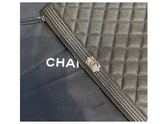 Chanel Clutch Caviar Boy New Medium Black con Hardware Silver Nero - vista 6