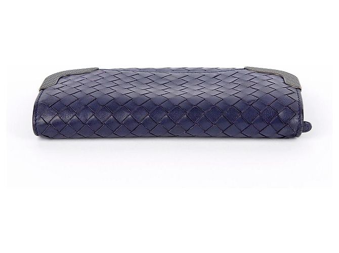 Bottega Veneta Langer Intrecciato-Ledergeldbörse in Navy Blau - Ansicht 12