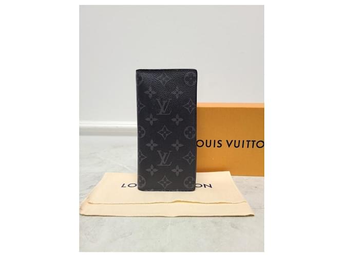 Louis Vuitton Eclipse Monogram Brazza Wallet Black - view 6