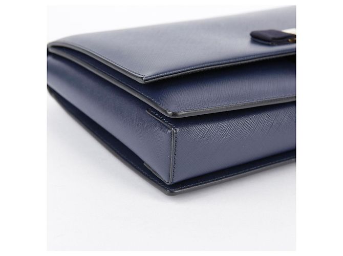 Salvatore Ferragamo Bolso de hombro y bandolera Genie Barra en piel Saffiano azul marino - vista 10
