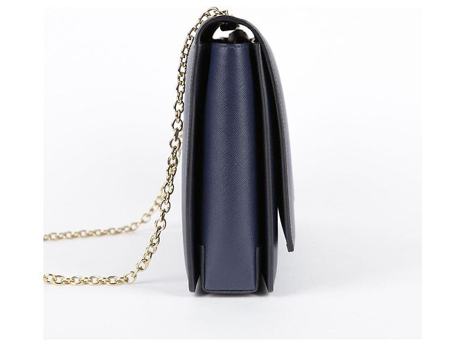 Salvatore Ferragamo Bolso de hombro y bandolera Genie Barra en piel Saffiano azul marino - vista 7