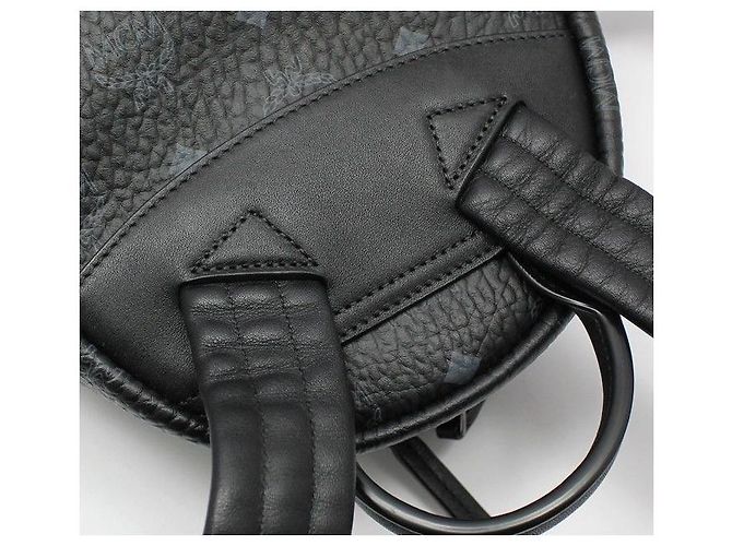 MCM Mini zaino Stark Stud in Visetos nero - vista 4