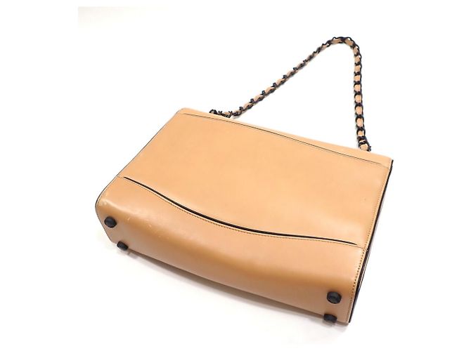 Borsa a tracolla con catena in pelle beige Chanel - vista 2