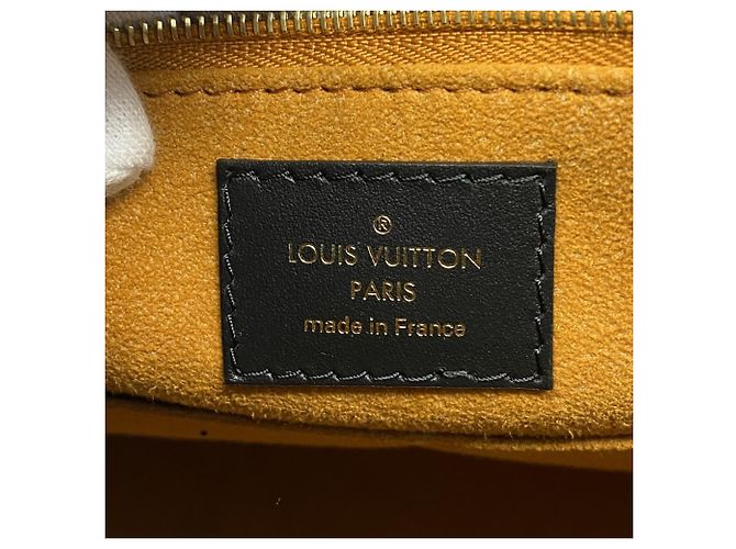 Borsa Tote Louis Vuitton Monogram Empreinte OnTheGo MM Nero - vista 5