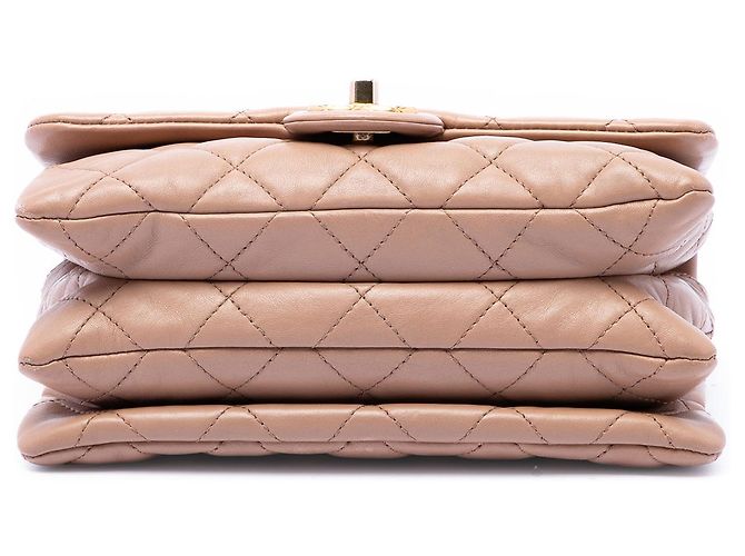 Chanel Marrone Small Quilted Lambskin Pillow Crush Flap Carne - vista 3