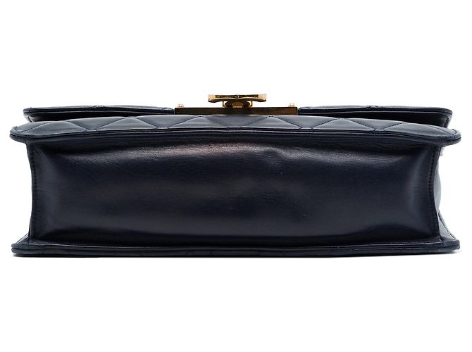 Chanel Blue Quilted Lambskin Golden Class Flap Azul Azul marino - vista 3