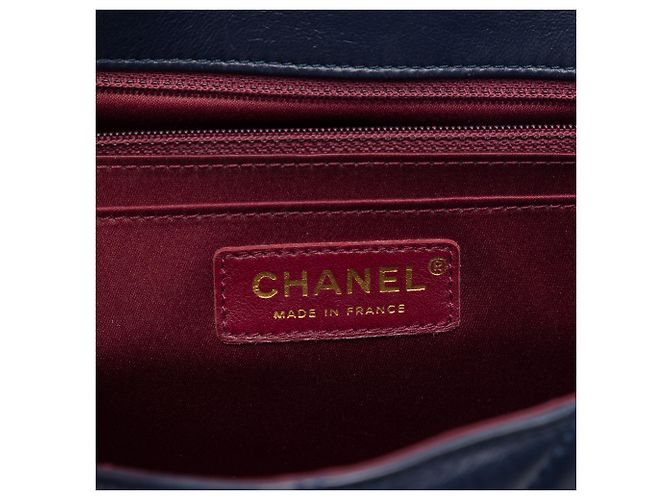 Chanel Blue Quilted Lambskin Golden Class Flap Azul Azul marino - vista 5